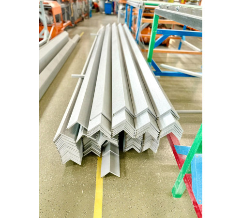 Уголок композитный стеклопластиковый 40x25x3 купить в Слуцке  